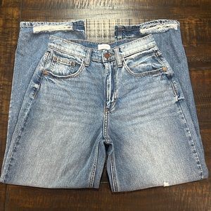 Sneak Peek Jeans Hi Rise 27”inseam medium wash Like New, EUC